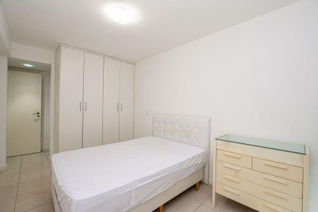 Apartamento à venda com 60m², 1 quarto e 1 vaga