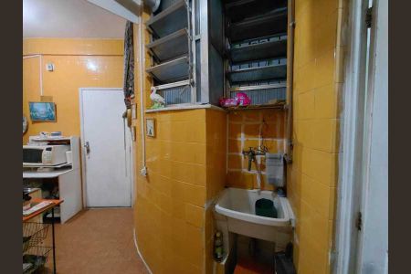 Apartamento à venda com 79m², 2 quartos e sem vaga