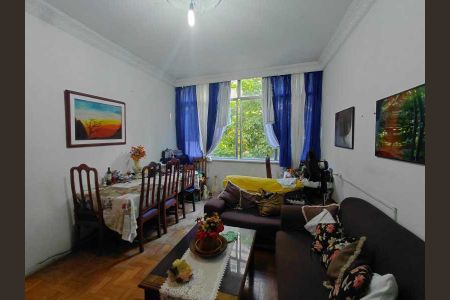Apartamento à venda com 79m², 2 quartos e sem vaga
