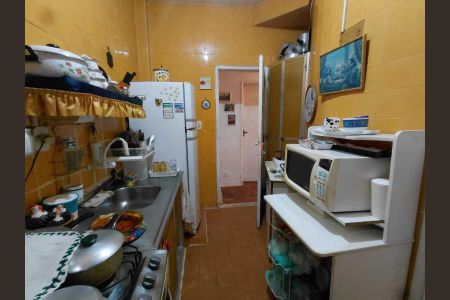 Apartamento à venda com 79m², 2 quartos e sem vaga