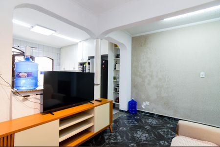 Casa à venda com 200m², 3 quartos e 2 vagasSala