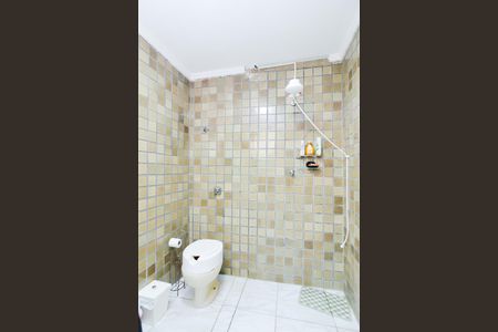 Casa à venda com 200m², 3 quartos e 2 vagasBanheiro da Edícula