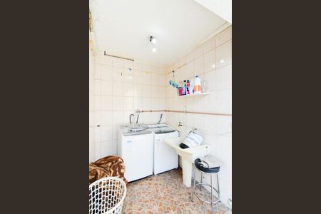 Casa à venda com 200m², 3 quartos e 2 vagasÁrea de Serviço