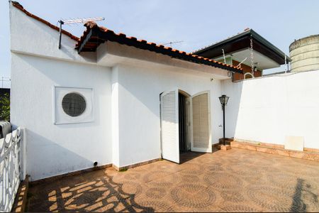 Casa à venda com 200m², 3 quartos e 2 vagasVaranda de Suíte 1