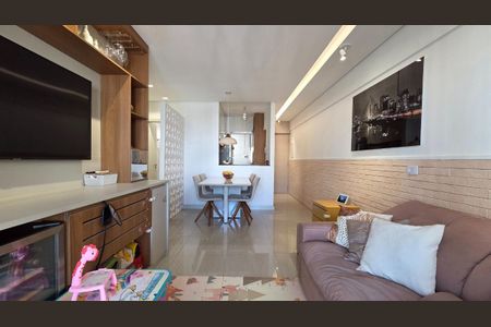 Apartamento à venda com 65m², 2 quartos e 1 vaga