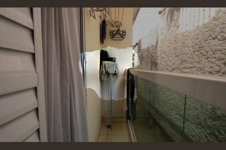 Casa de condomínio à venda com 110m², 2 quartos e 1 vaga