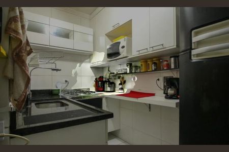 Casa de condomínio à venda com 110m², 2 quartos e 1 vaga