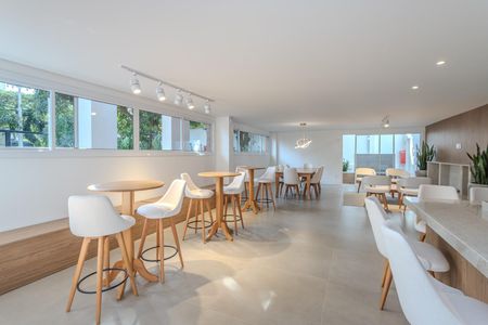 Apartamento à venda com 2 quartos, 61m² em Jardim Botânico, Porto Alegre