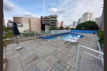 Apartamento à venda com 240m², 4 quartos e 3 vagas