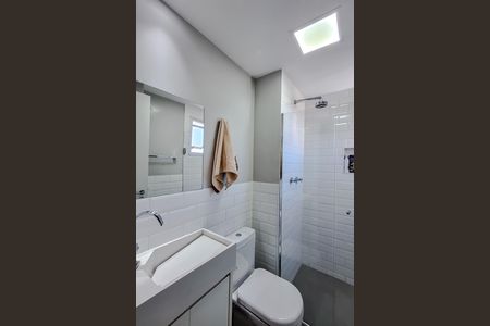 Apartamento à venda com 57m², 2 quartos e 1 vaga Apartamento à venda com 57m², 2 quartos e 1 vagaBanheiro da Suíte