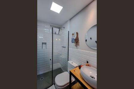 Banheiro de apartamento à venda com 2 quartos, 57m² em Vila Mariana, São Paulo