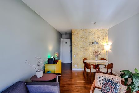 Sala de apartamento à venda com 2 quartos, 57m² em Vila Mariana, São Paulo