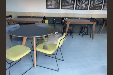 Apartamento à venda com 37m², 1 quarto e sem vaga