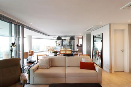 Apartamento à venda com 4 quartos, 264m² em Santana, São Paulo