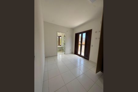 Quarto de casa para alugar com 3 quartos, 220m² em Los Álamos, Cotia