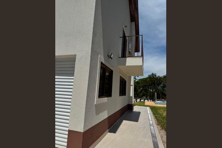 Área externa de casa para alugar com 3 quartos, 220m² em Los Álamos, Cotia