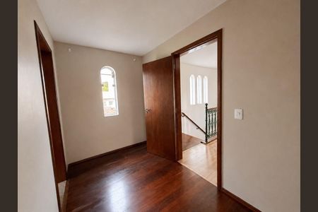 Casa à venda com 4 quartos, 385m² em Alphaville, Santana de Parnaíba