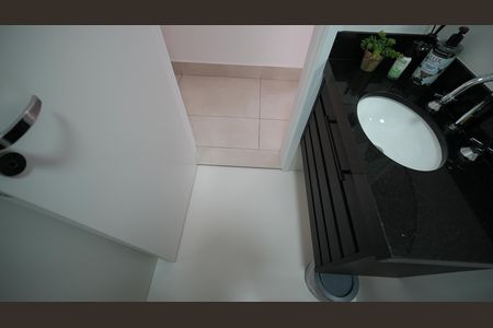 Apartamento à venda com 63m², 2 quartos e 2 vagasBanheiro Social