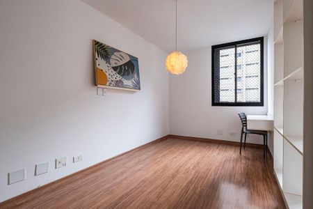 Quarto de apartamento à venda com 1 quarto, 41m² em Vila Madalena, São Paulo