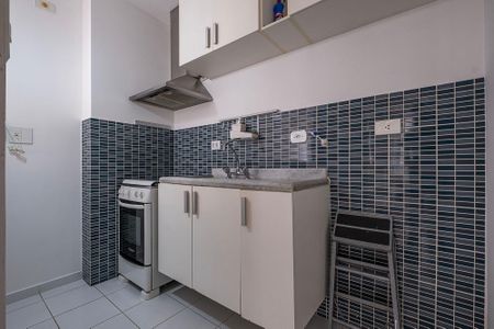 Sala/Cozinha de apartamento à venda com 1 quarto, 41m² em Vila Madalena, São Paulo