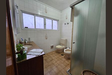 Casa à venda com 340m², 3 quartos e 3 vagas