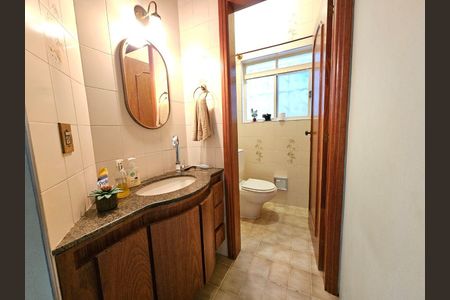 Casa à venda com 340m², 3 quartos e 3 vagas