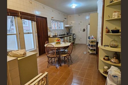 Casa à venda com 3 quartos, 340m² em Alphaville Comercial, Barueri