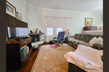 Casa à venda com 340m², 3 quartos e 3 vagas