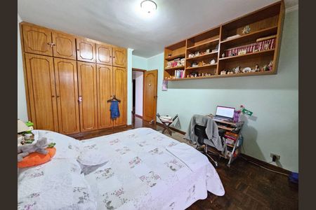 Casa à venda com 340m², 3 quartos e 3 vagas