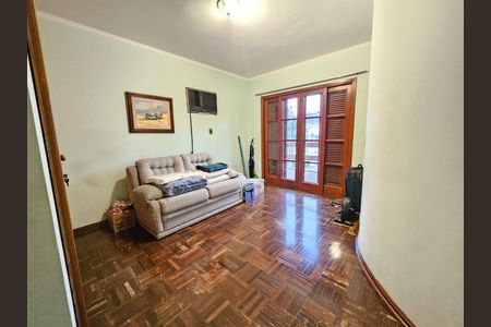 Casa à venda com 340m², 3 quartos e 3 vagas