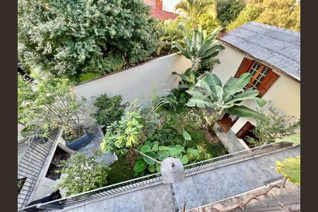 Casa à venda com 300m², 3 quartos e 5 vagas