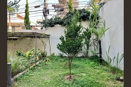 Casa à venda com 300m², 3 quartos e 5 vagas