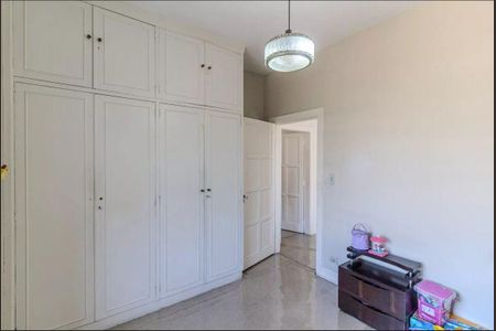 Casa à venda com 300m², 3 quartos e 5 vagas