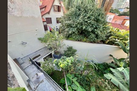 Casa à venda com 300m², 3 quartos e 5 vagas
