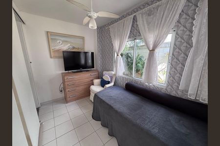 Casa de condomínio à venda com 210m², 5 quartos e 4 vagas Casa de condomínio à venda com 210m², 5 quartos e 4 vagasQuarto 5