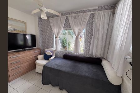Casa de condomínio à venda com 210m², 5 quartos e 4 vagas Casa de condomínio à venda com 210m², 5 quartos e 4 vagasQuarto 5