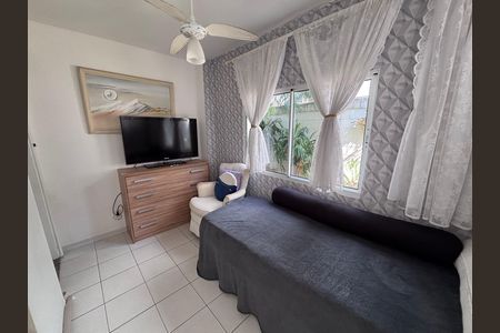 Casa de condomínio à venda com 210m², 5 quartos e 4 vagas Casa de condomínio à venda com 210m², 5 quartos e 4 vagasQuarto 5