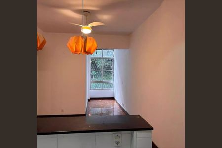Apartamento à venda com 58m², 1 quarto e sem vaga