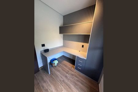 Casa à venda com 180m², 3 quartos e 4 vagas