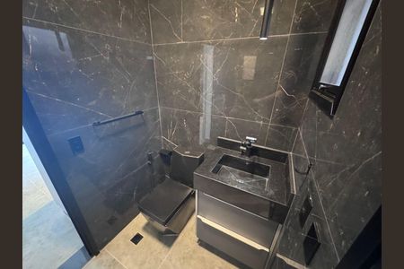 Casa à venda com 180m², 3 quartos e 4 vagas