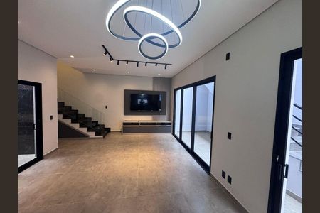 Casa à venda com 180m², 3 quartos e 4 vagas