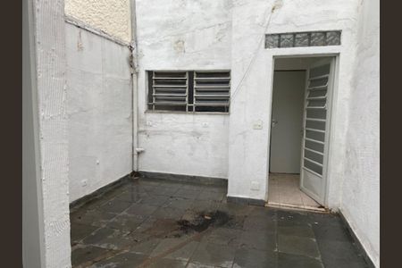 Casa à venda com 2 quartos, 80m² em Cambuci, São Paulo