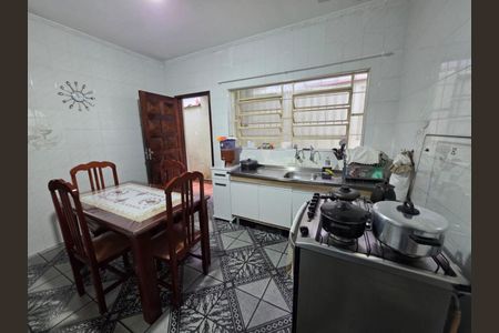 Casa à venda com 120m², 3 quartos e 2 vagas