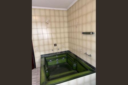 Casa à venda com 308m², 3 quartos e 2 vagas