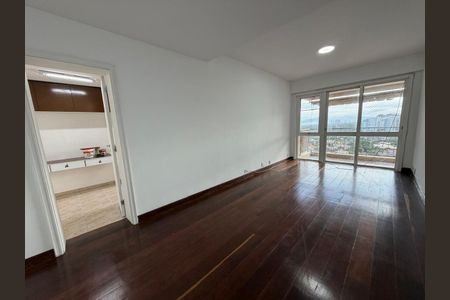 Apartamento à venda com 83m², 2 quartos e 1 vaga