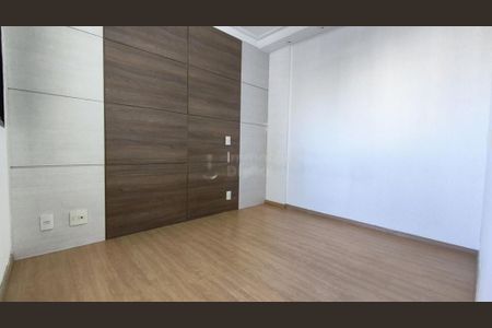 Apartamento à venda com 2 quartos, 77m² em Vila Campo Grande, São Paulo