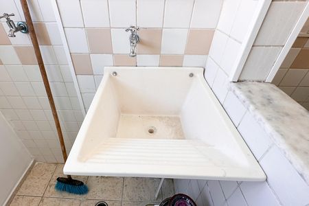 Apartamento para alugar com 68m², 3 quartos e 1 vagaÁrea de Serviço
