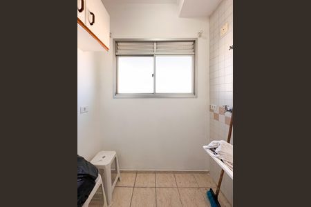 Apartamento para alugar com 68m², 3 quartos e 1 vagaÁrea de Serviço