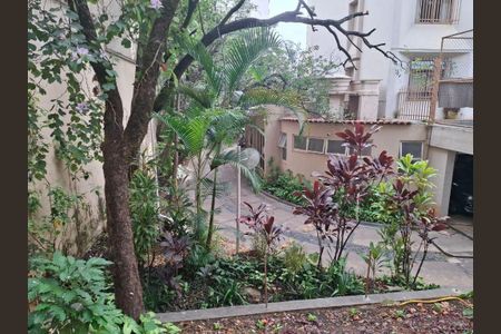Apartamento à venda com 217m², 4 quartos e 1 vaga