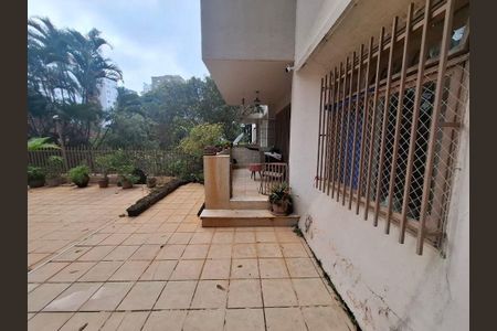 Apartamento à venda com 217m², 4 quartos e 1 vaga